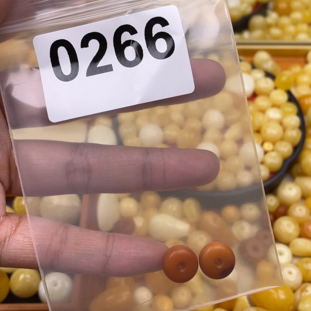 琥珀珠宝奇石未镶嵌黑****2坑