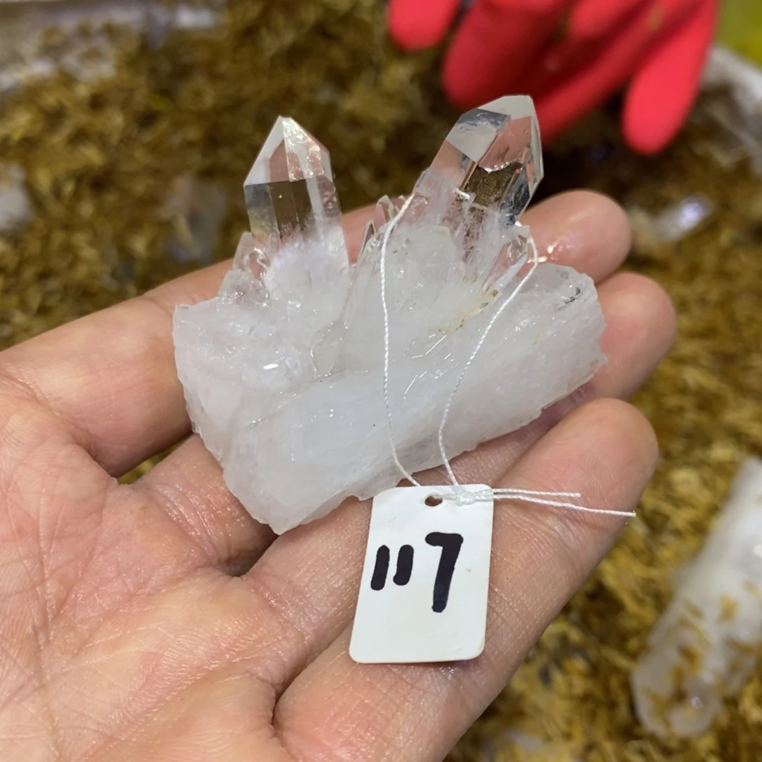 水晶原石摆件未镶嵌水晶