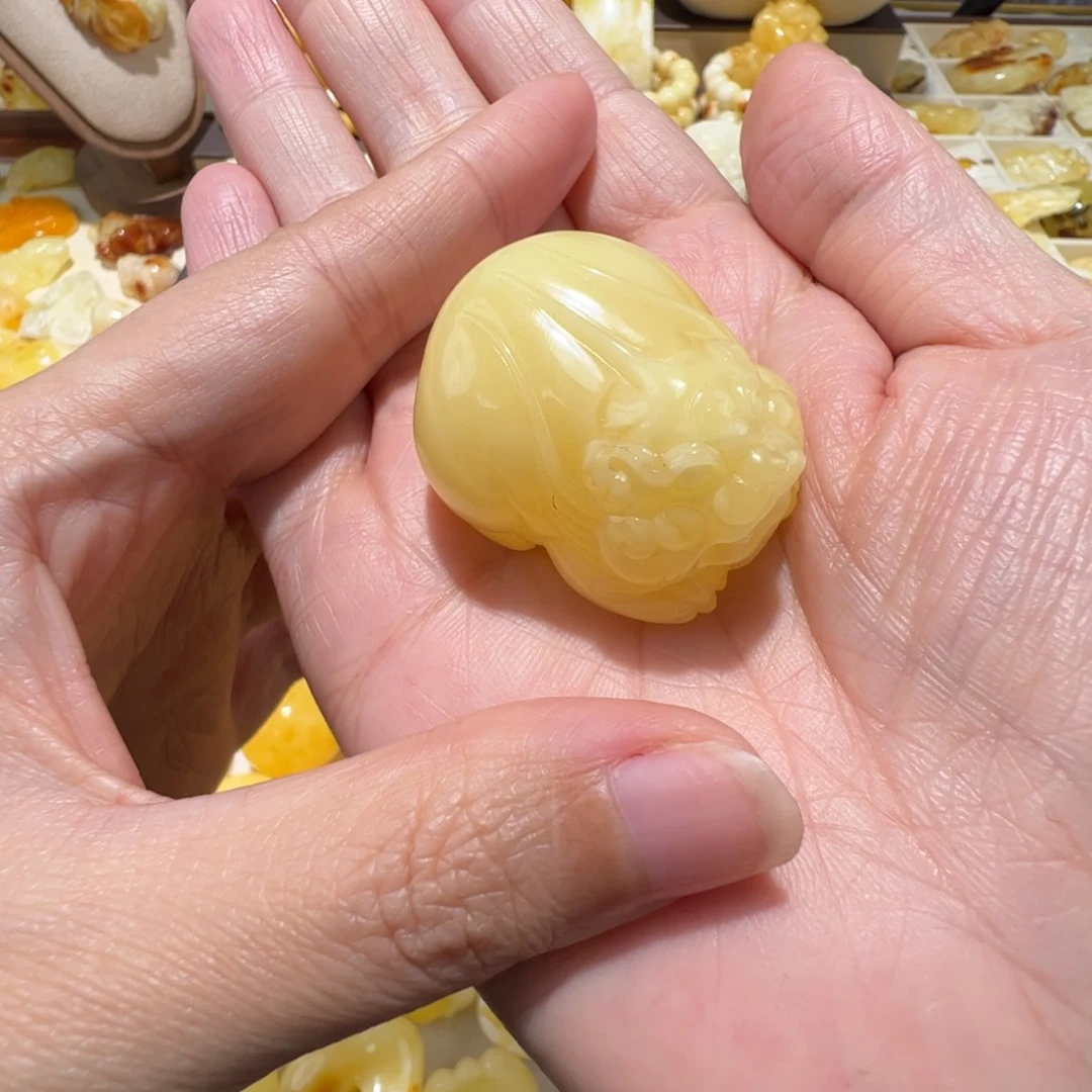 琥珀未镶嵌裸石蜜蜡