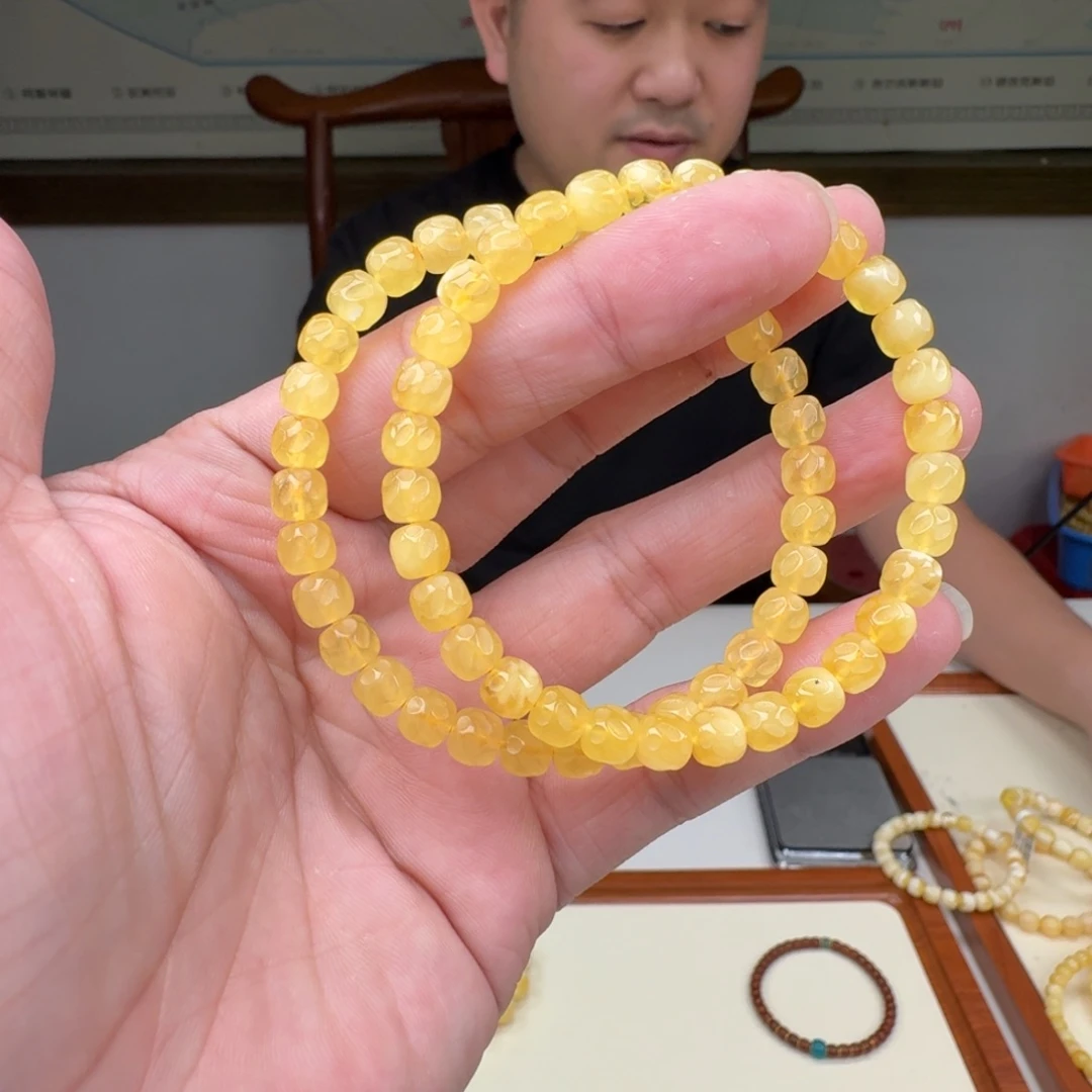 琥珀未镶嵌手链多样性发其一