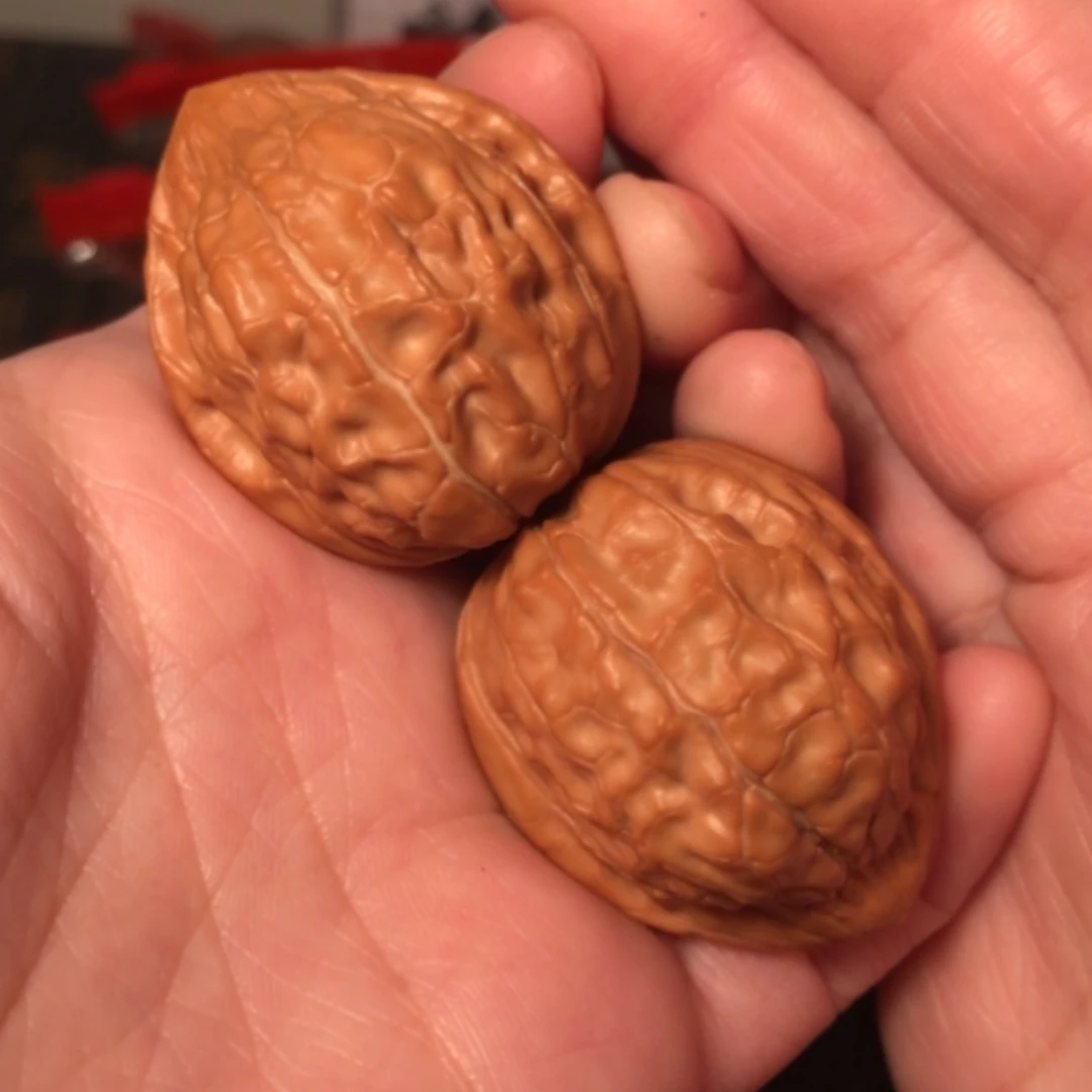 【闪购商品】文玩核桃把件欧*酱龟甲纹34