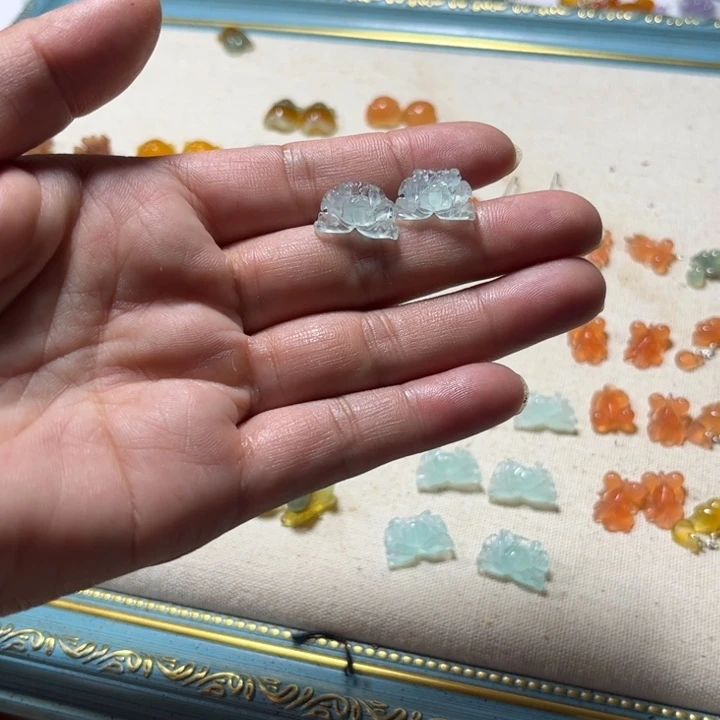 合金蛇纹石玉耳饰