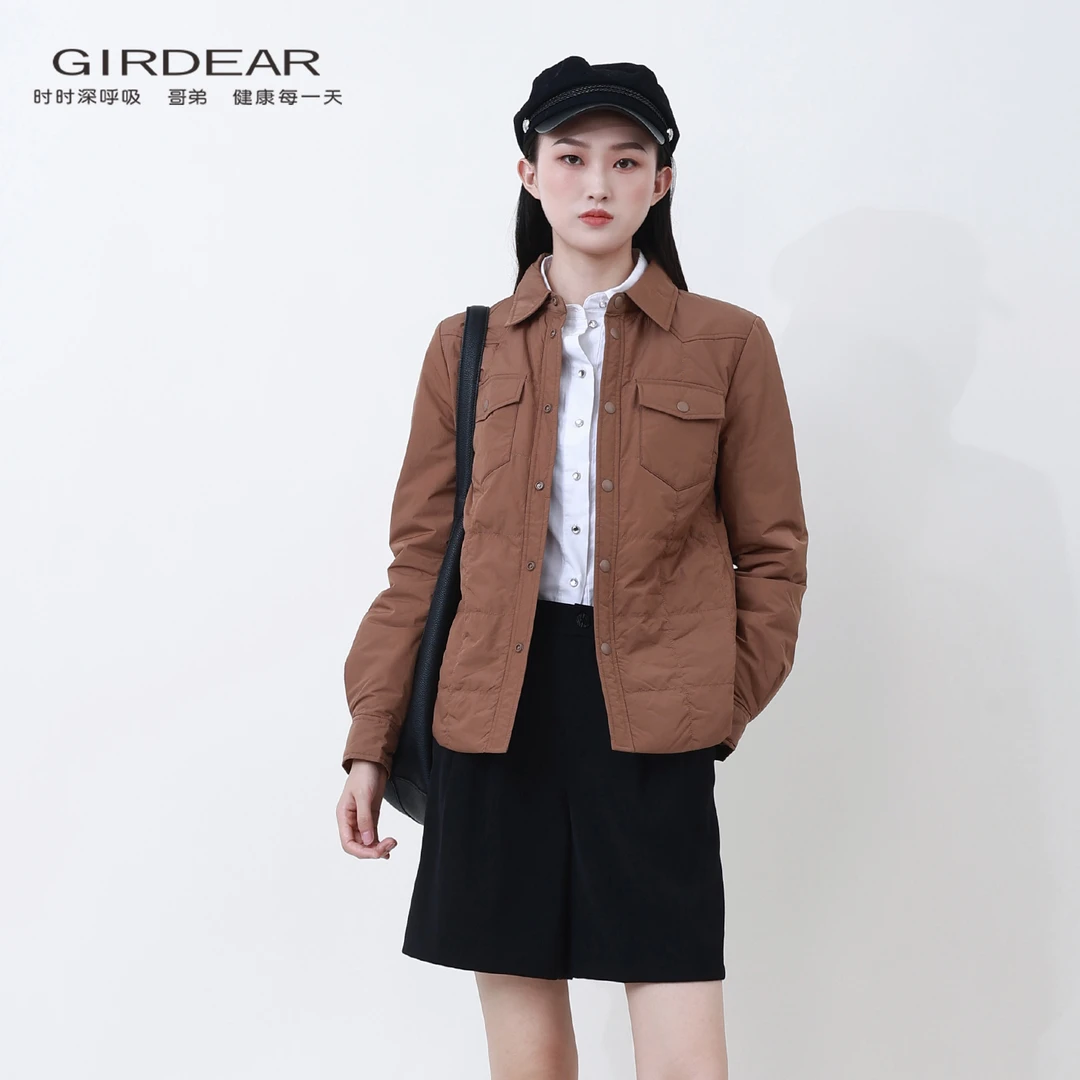 GIRDEAR/哥弟 时尚百搭翻领双口袋轻里薄保暖新雪丽棉衣女140018