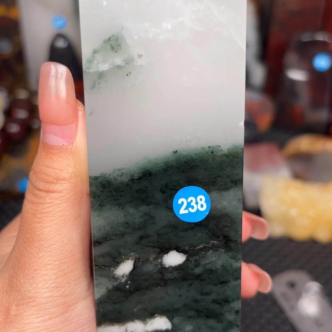 石材桂林鸡血印章摆件，编号：238