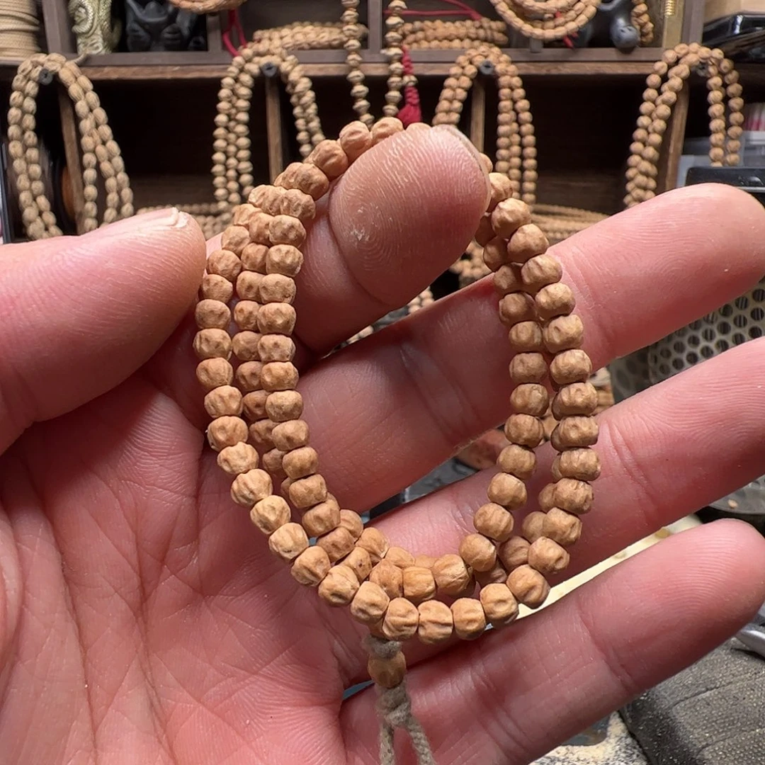 h***u吊坠柏香籽/百香籽