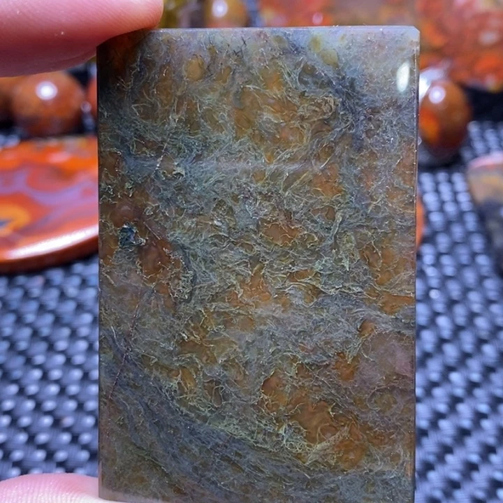 玛瑙/玉髓颈饰未镶嵌金*