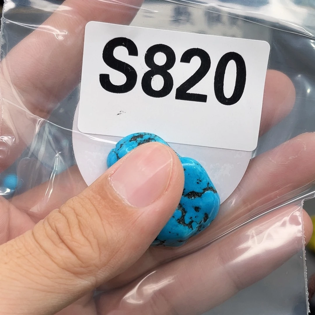 湖北十堰原矿绿小松