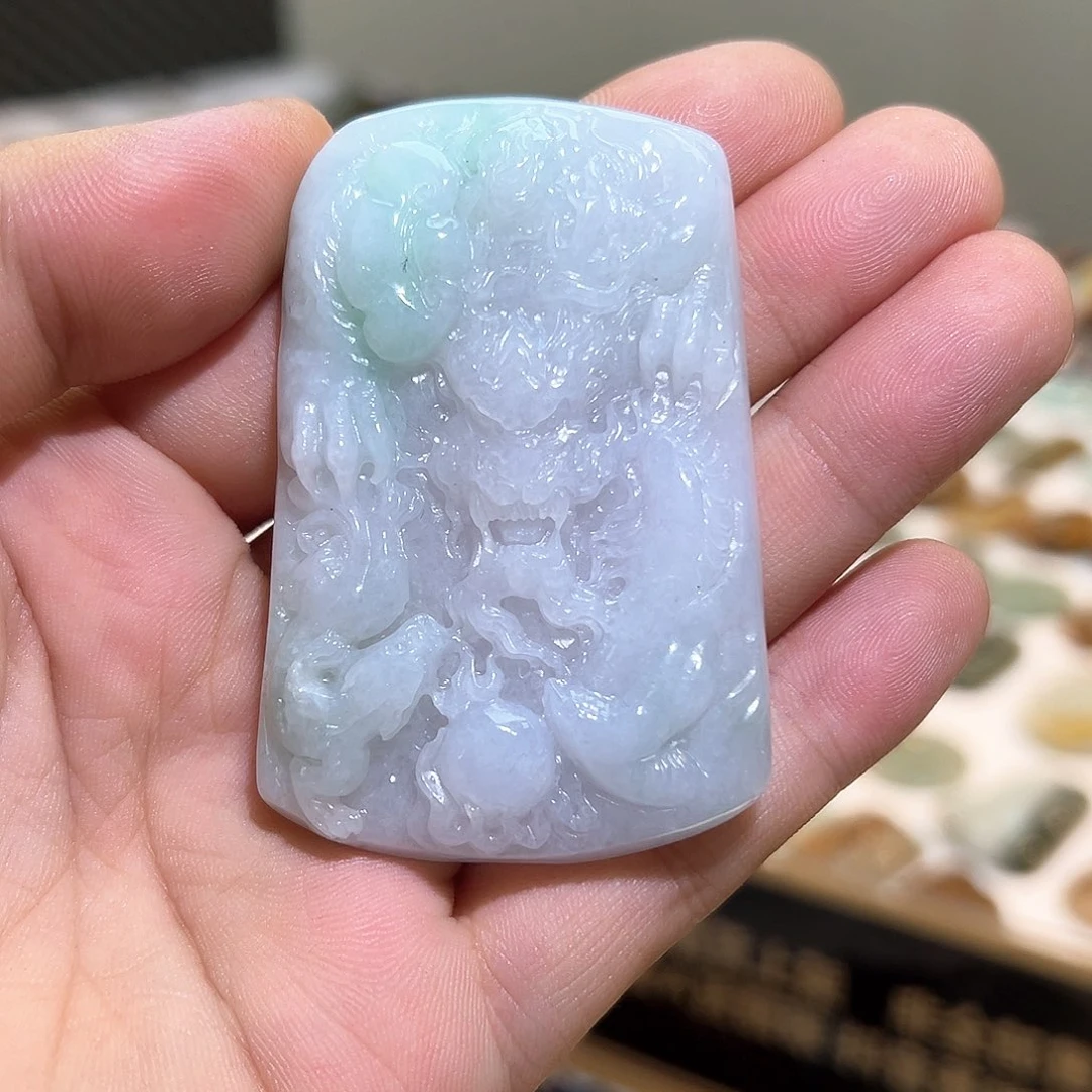 翡翠未镶嵌颈饰挂件