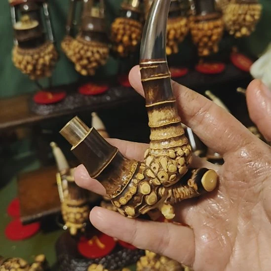 夢***南贵州特色竹根烟斗工艺品手把件