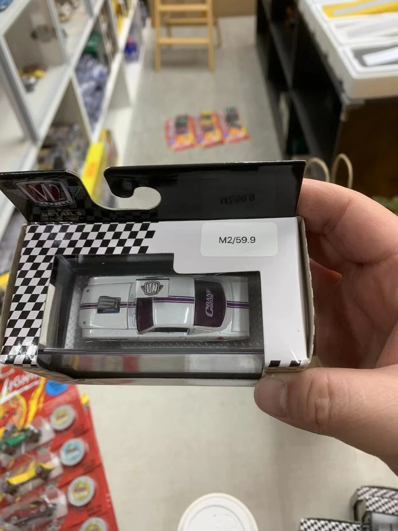 M2 合金汽车模型1:64合金车模型1台
