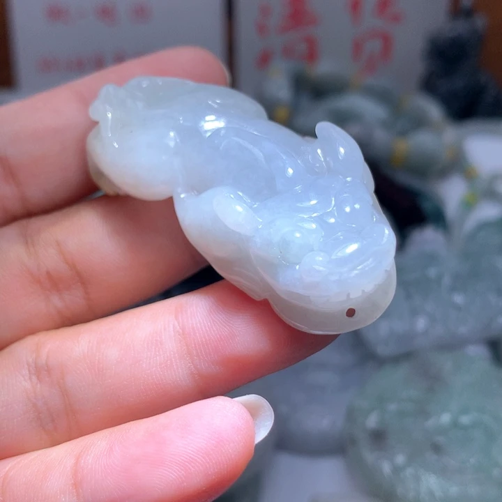 翡翠未镶嵌颈饰保真天然A货翡翠