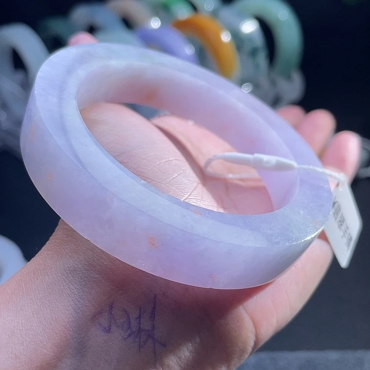 定制翡翠未镶嵌翡翠手镯
