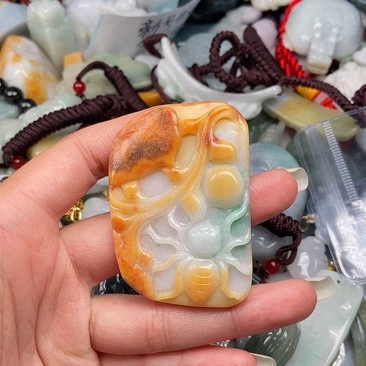 未镶嵌挂件翡翠翡翠