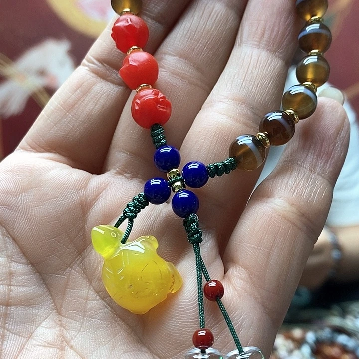 玛瑙/玉髓颈饰合金