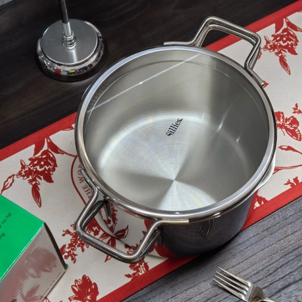 Sillies天窗24cm汤锅 高约15.5cm