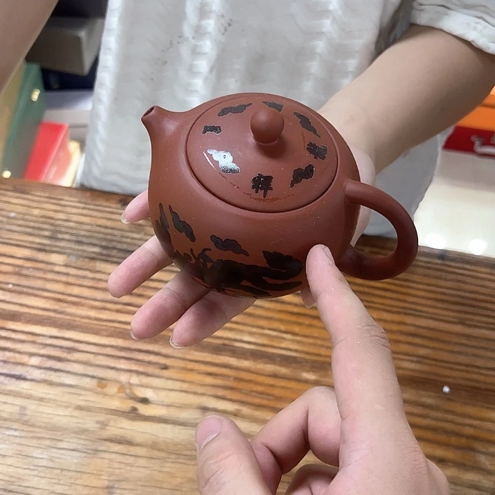 孤品茶具套装等。