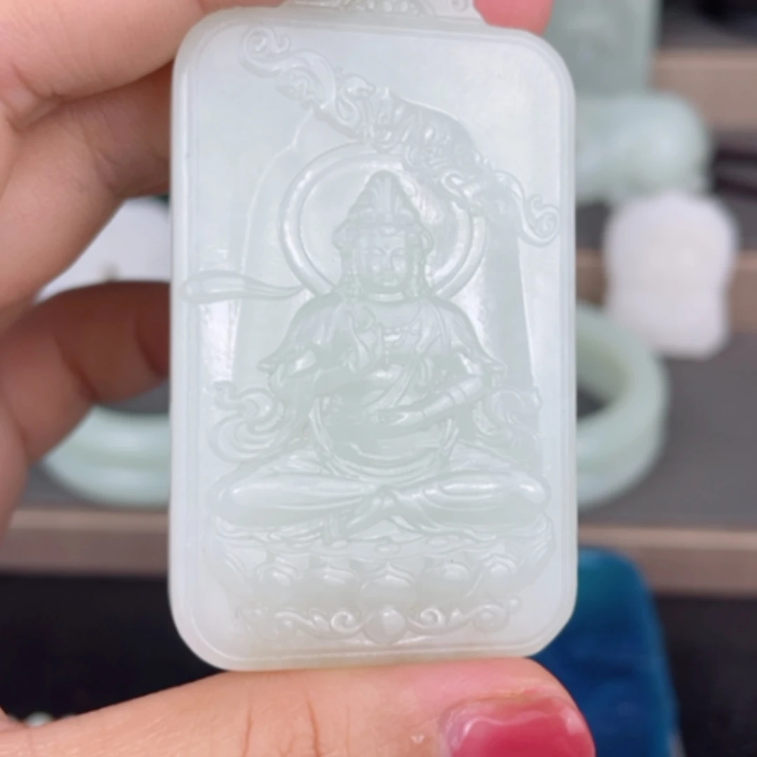 【闪购商品】颈饰未镶嵌和田玉