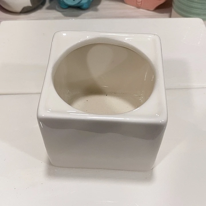 摆件陶盆有孔 瑕疵介意勿拍