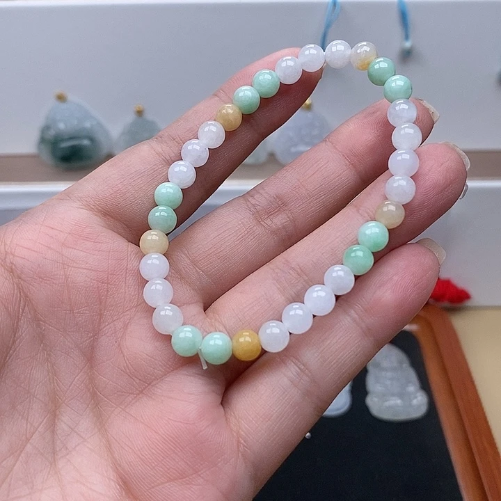 翡翠未镶嵌颈饰手串