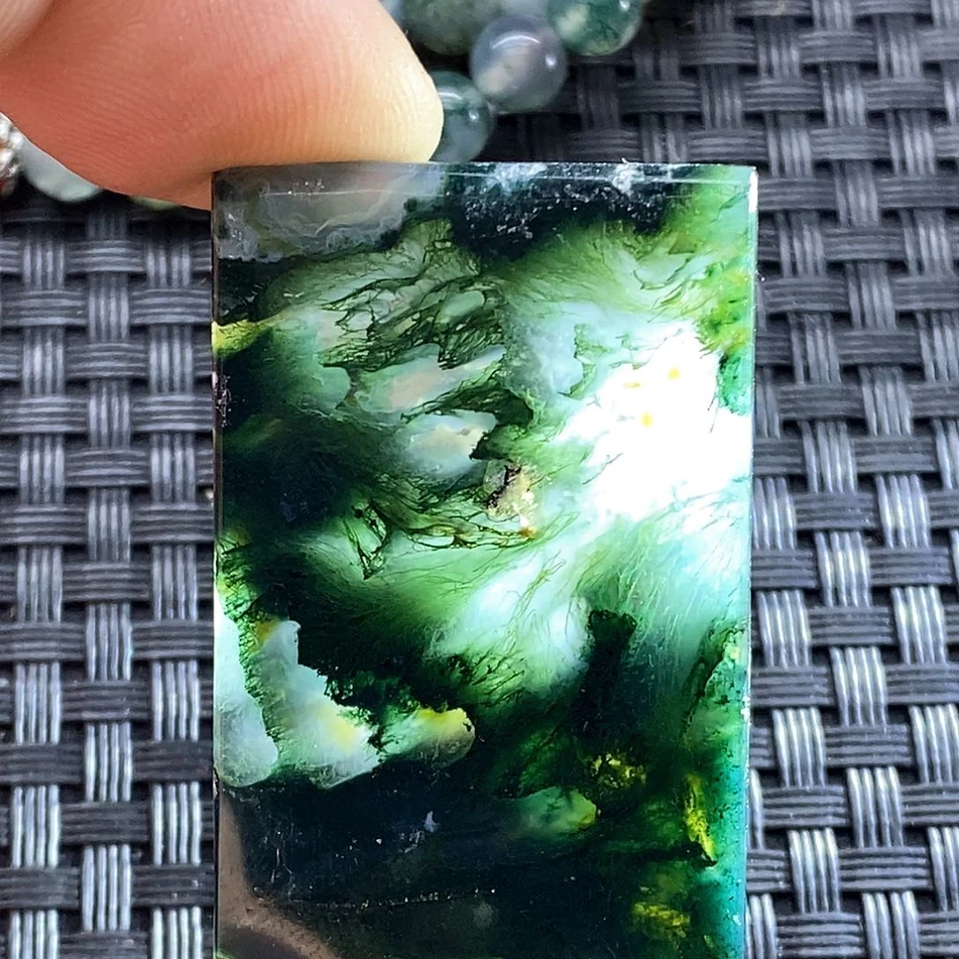 未镶嵌颈饰玛瑙/玉髓十*
