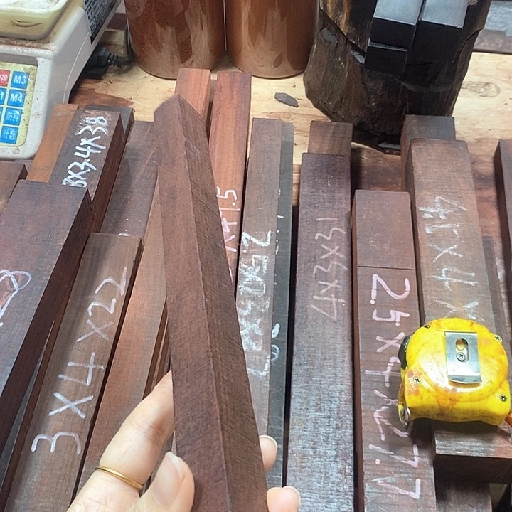 檀香紫檀（小叶紫檀）