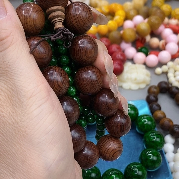 大果紫檀（缅甸花梨）0,6绿球108