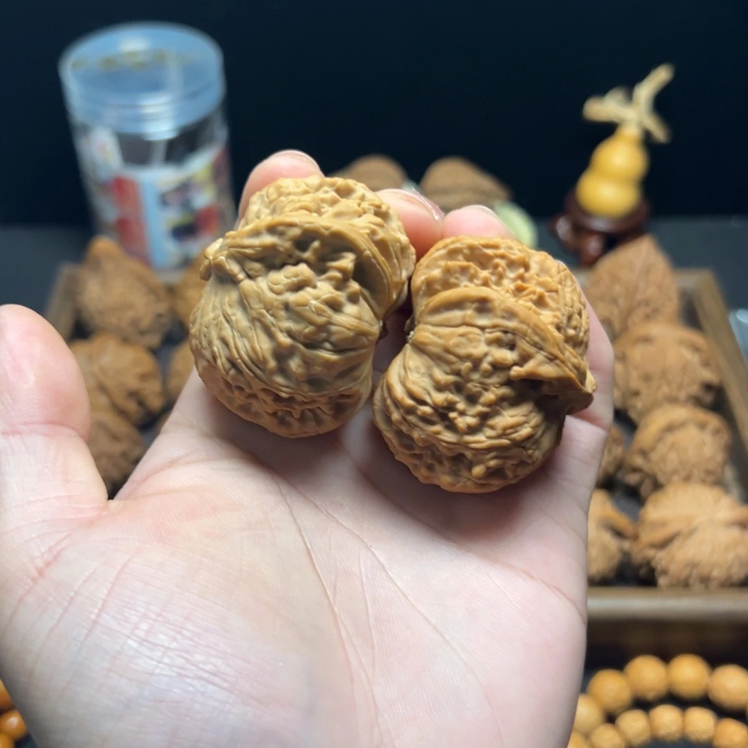 手串/手链核桃老树白狮子左右逢源46