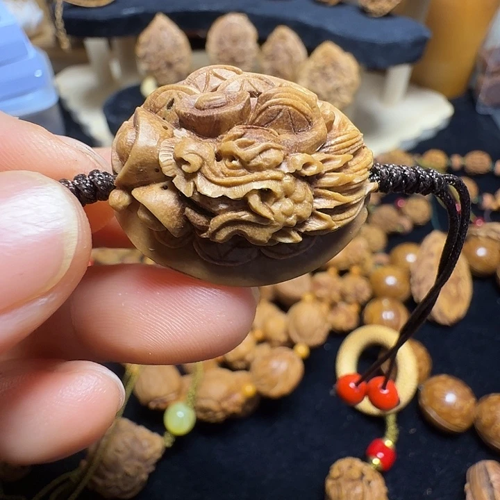 吊坠桃核纯手工福利款龙头挂件