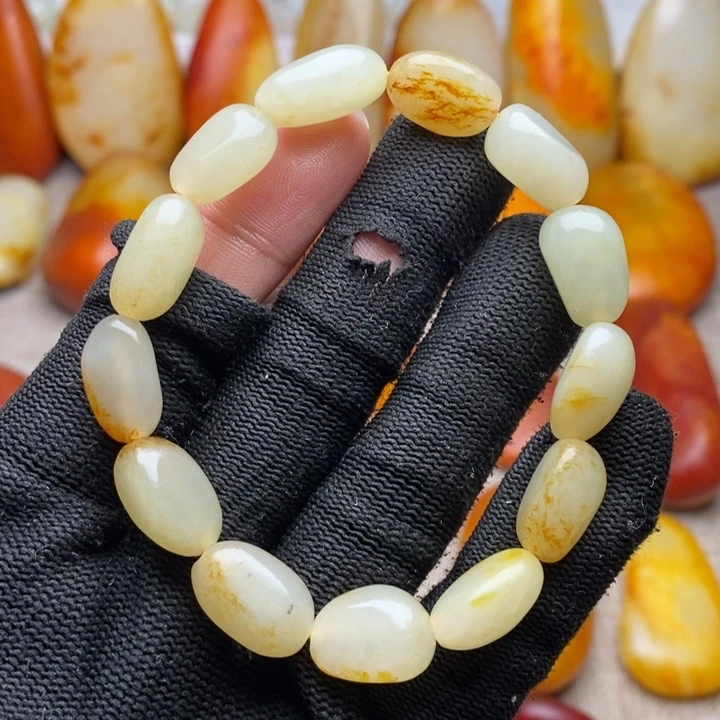 和田玉未镶嵌手链