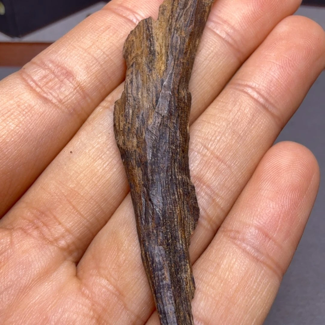 沉香沉香碎屑沉水2克