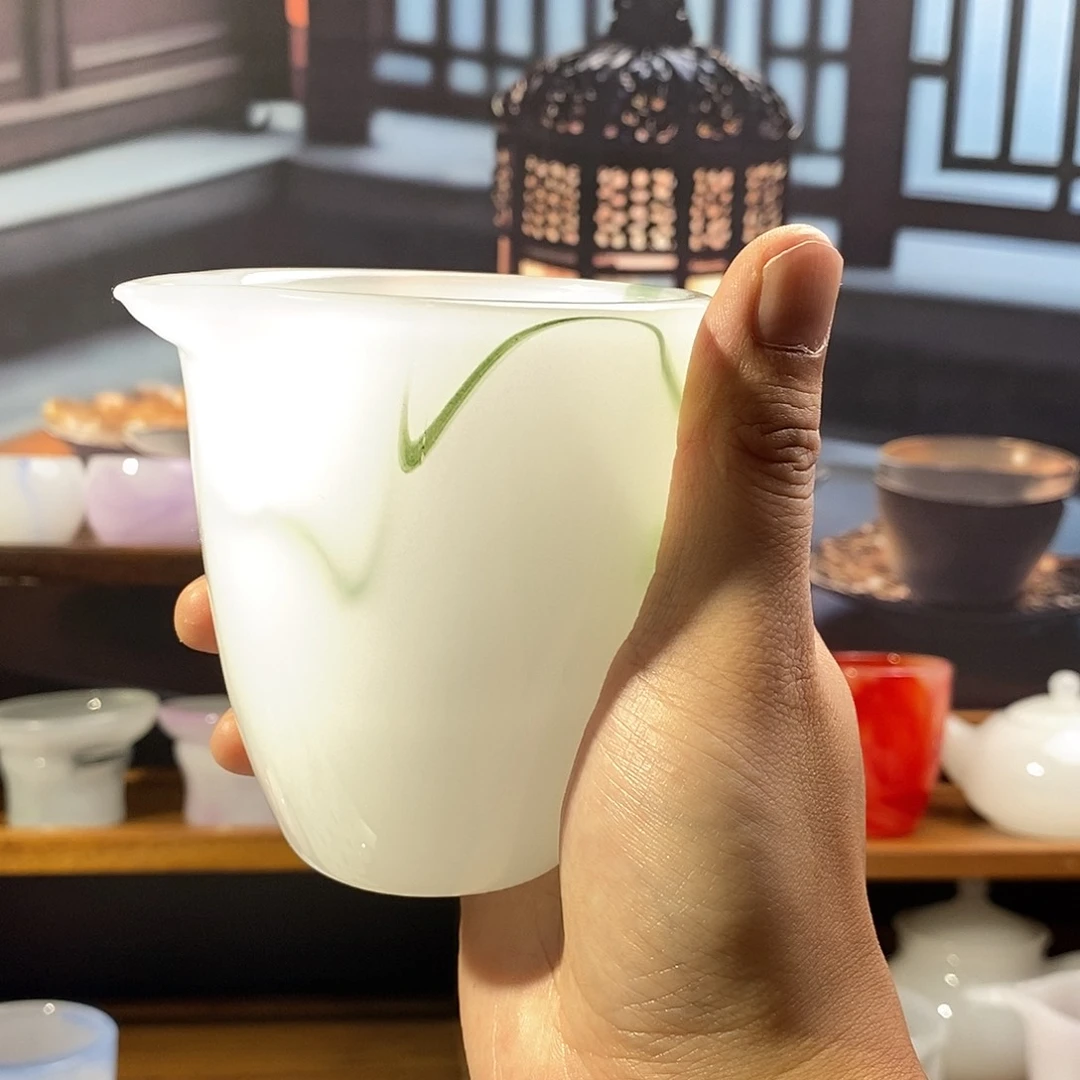 古法琉璃飘绿公道杯