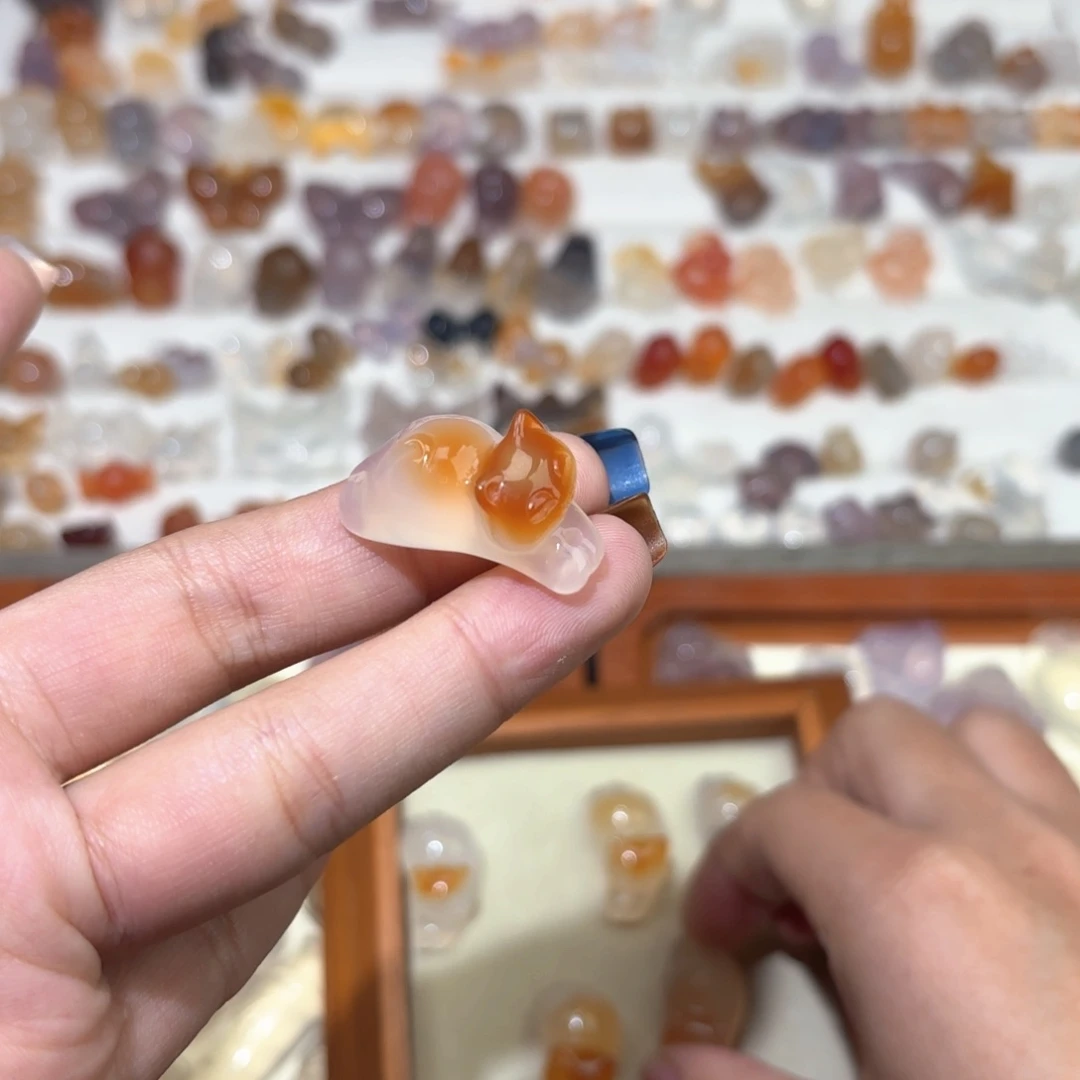 玛瑙/玉髓颈饰未镶嵌有***°