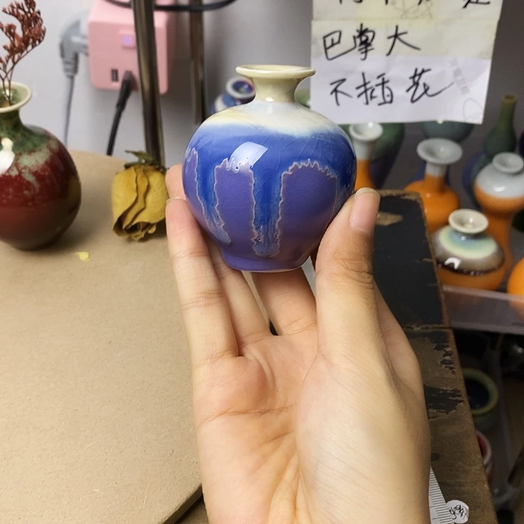 摆件巴掌大不插花景德镇高温陶瓷小花器