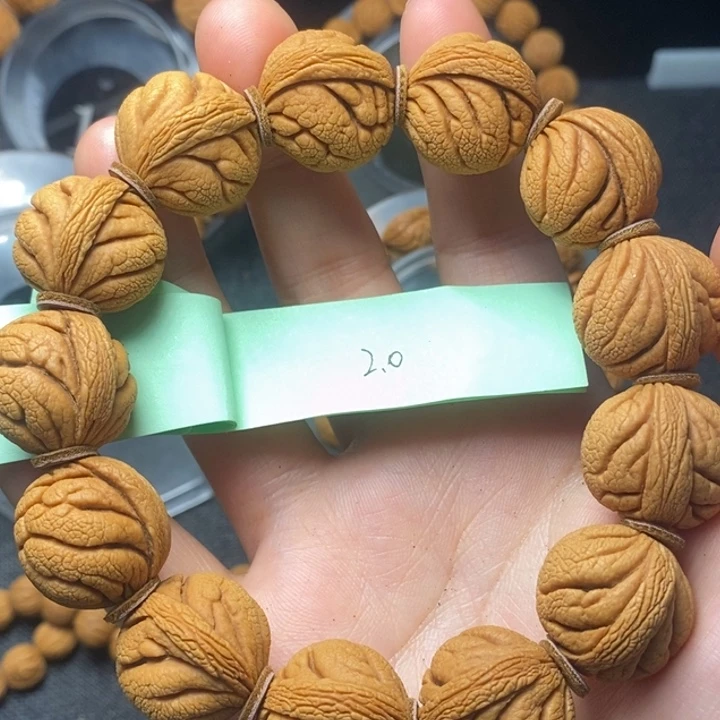 吊坠桃核秦岭山野生桃核