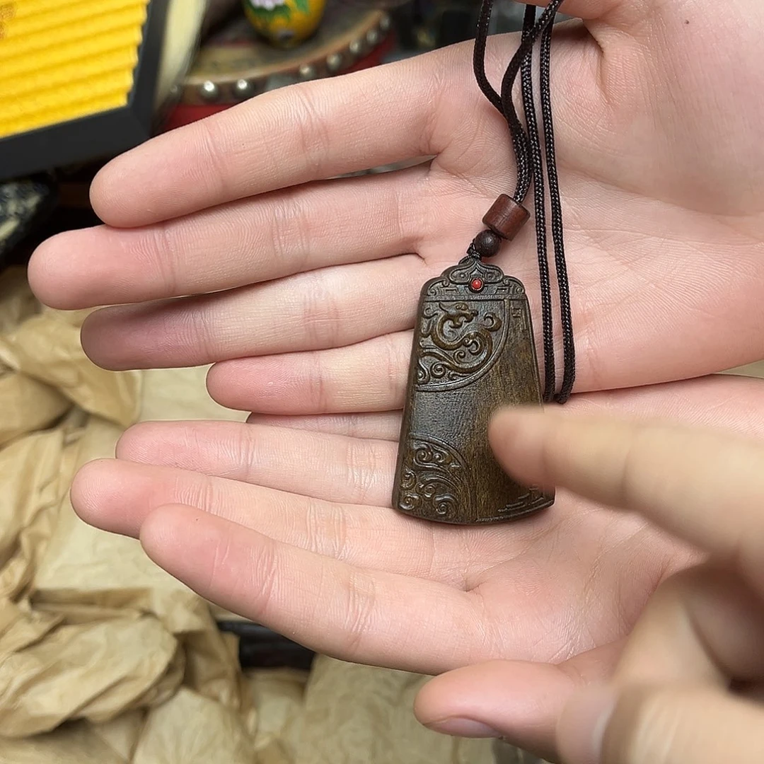 大叶紫檀（黑酸枝木类）