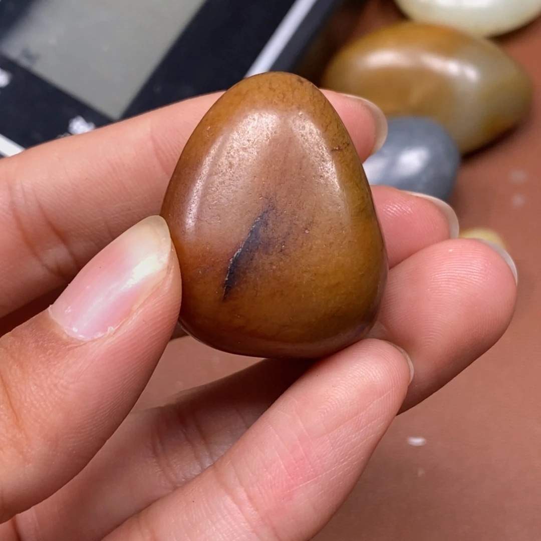 和田玉（糖玉）未镶嵌挂件