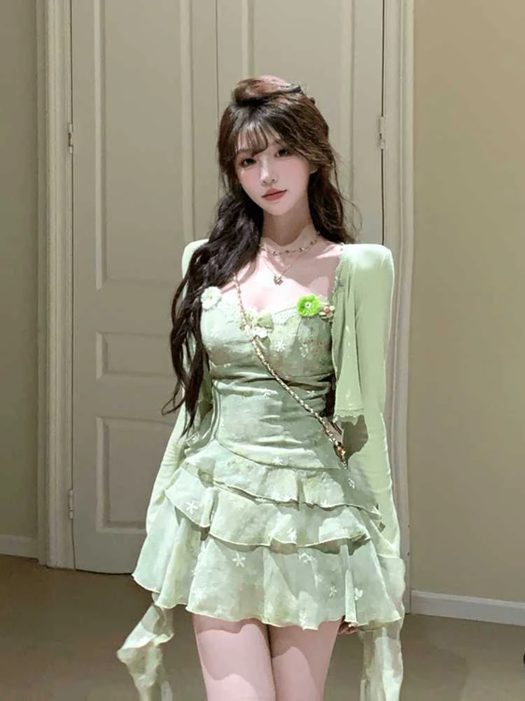 大码胖mm法式甜美纯欲穿搭套装绿色碎花吊带连衣裙开衫度假两件套