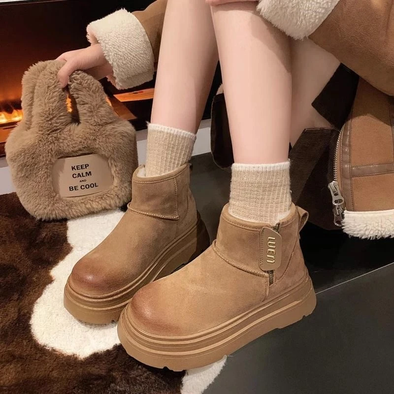 雪地靴女2025年新款冬加绒加厚周冬雨同款欧洲站厚底内增高棉鞋
