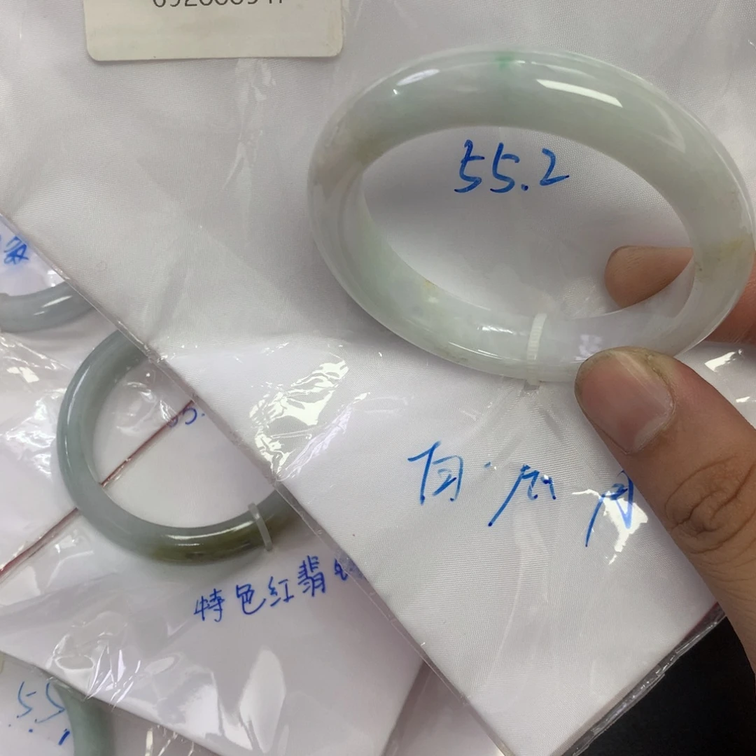 翡翠未镶嵌手镯天然缅甸翡翠