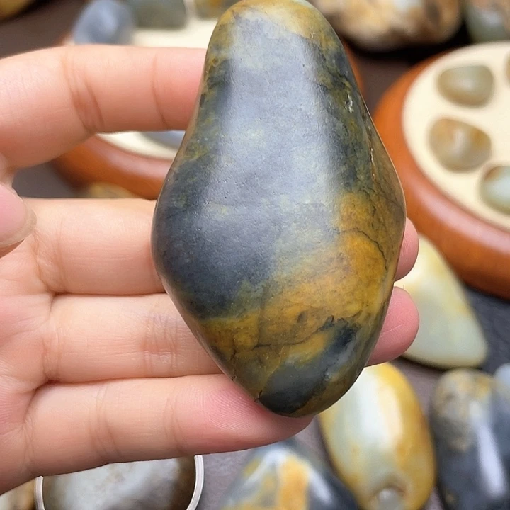 ～***～和田玉未镶嵌颈饰2