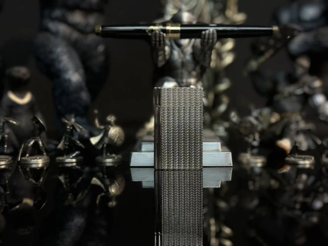 高端朗声钢音 L2麦穗纹（银色）充气打火机 S