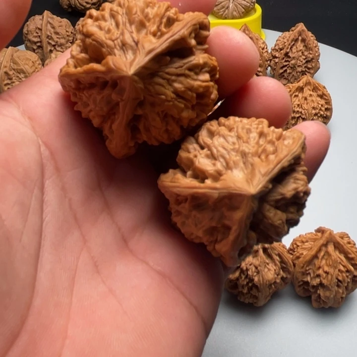 文玩核桃吊坠文玩核桃文玩核桃