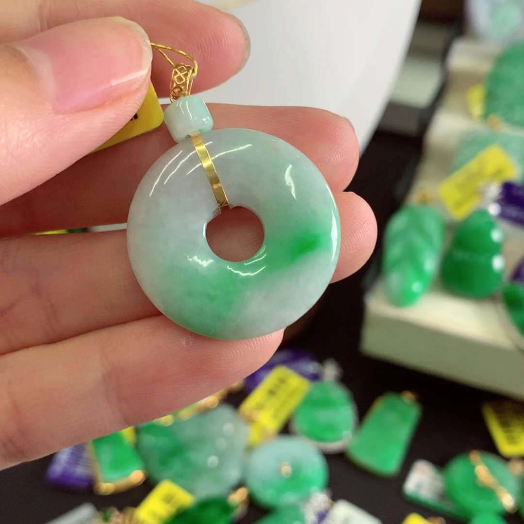 翡翠18K金镶嵌吊坠(不含链)