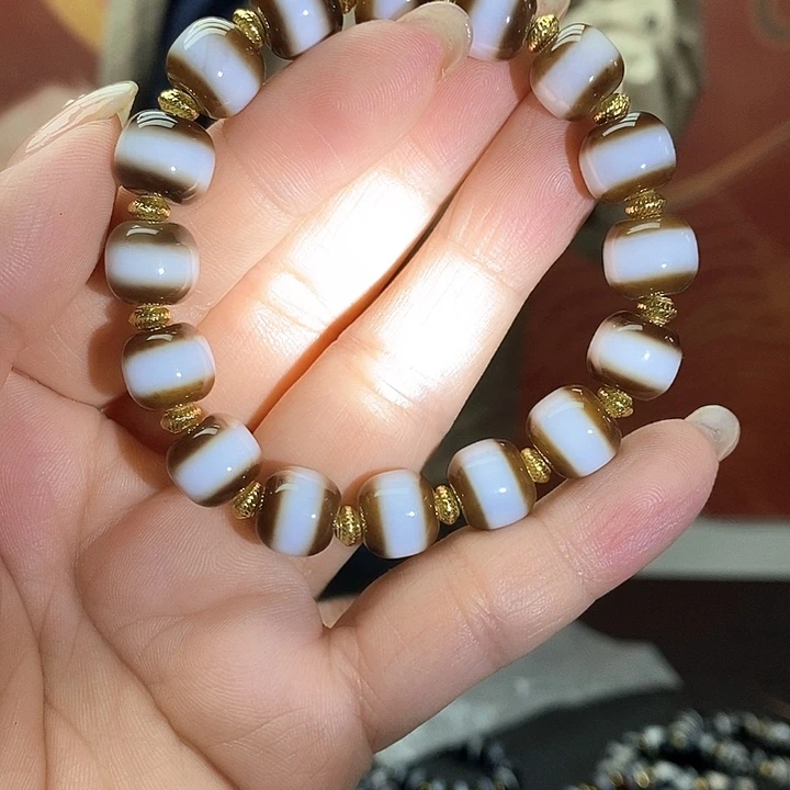玛瑙/玉髓颈饰合金