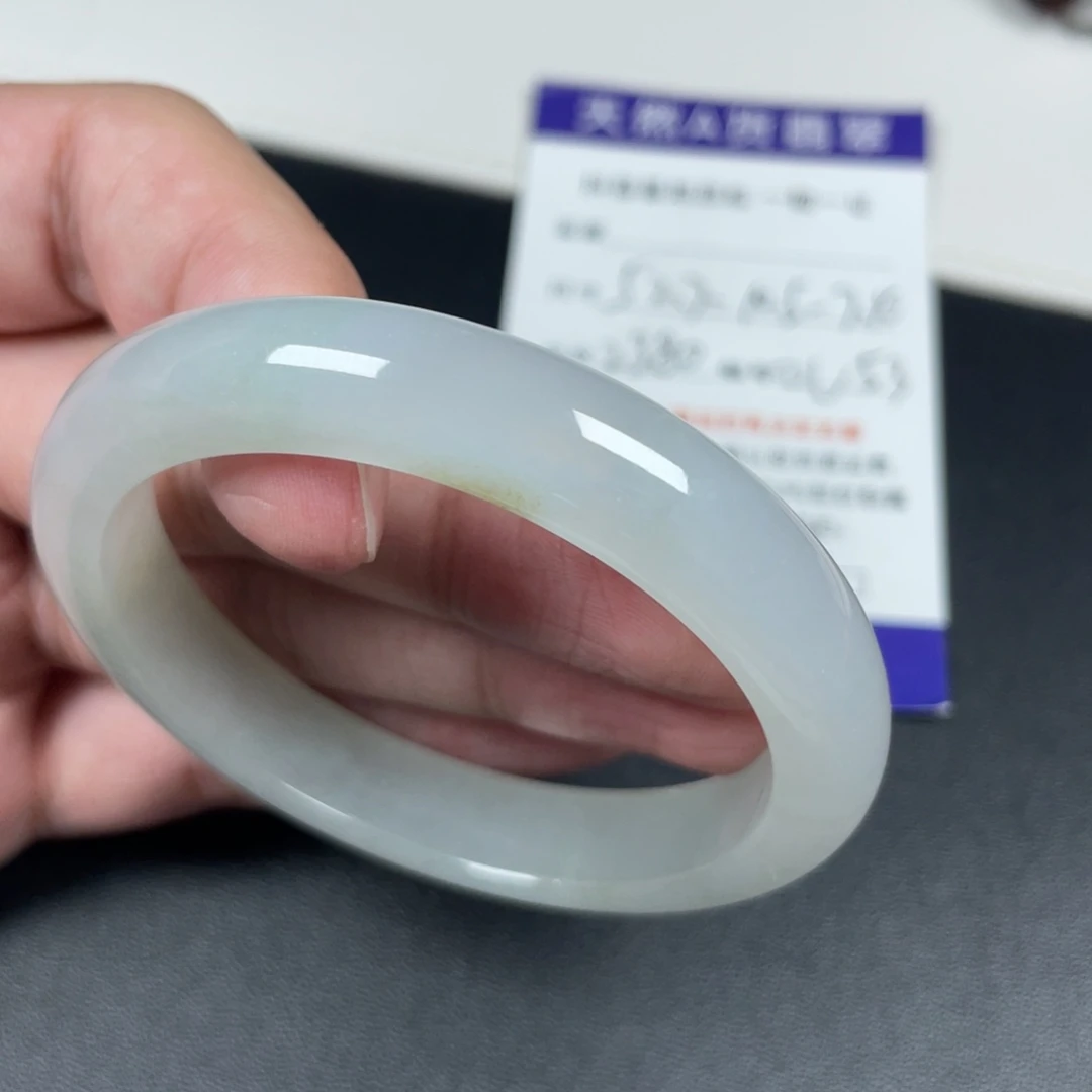 翡翠未镶嵌手镯翡翠