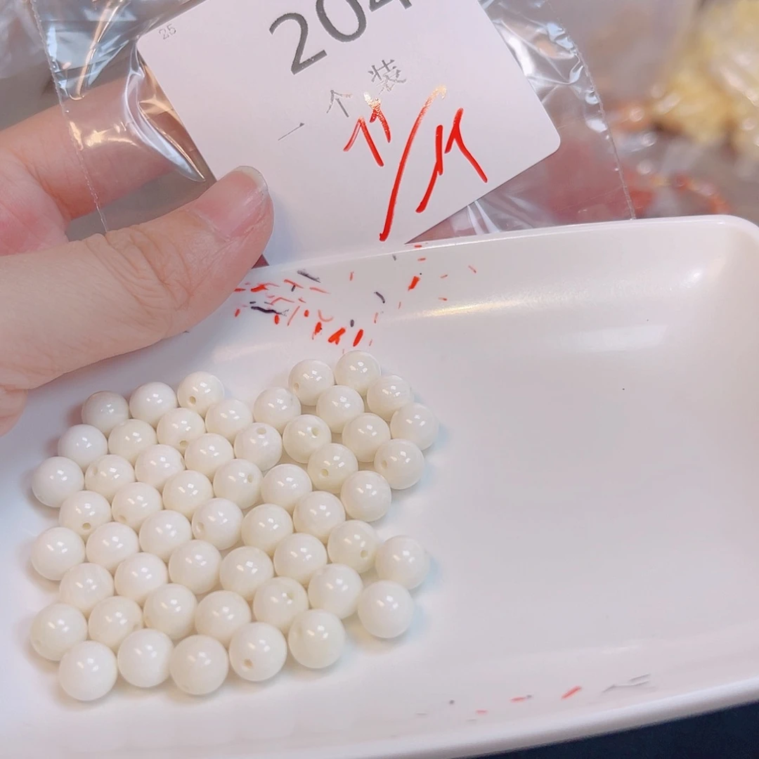 水晶珠宝半成品未镶嵌204 。