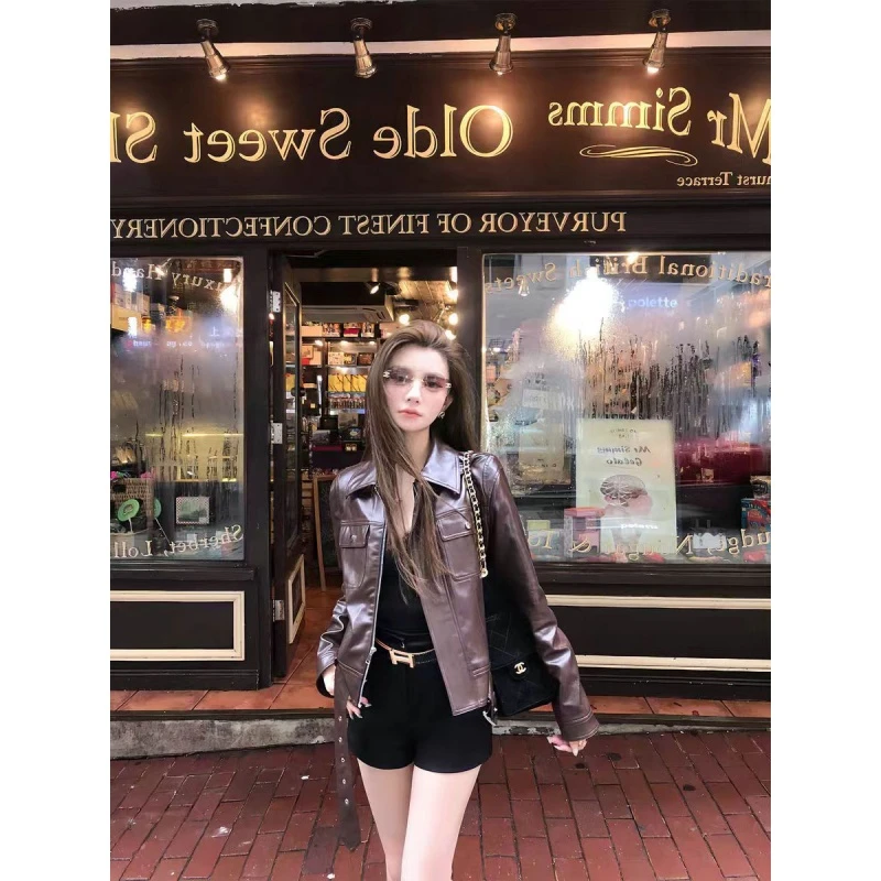 美式设计感洋气复古百搭短款皮衣外套高腰气质休闲显瘦短裤两件套