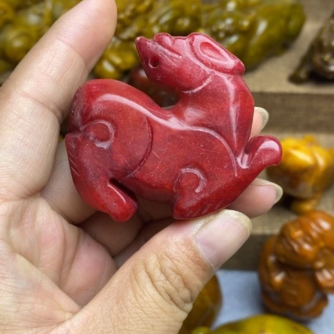 蛇纹石玉未镶嵌颈饰7