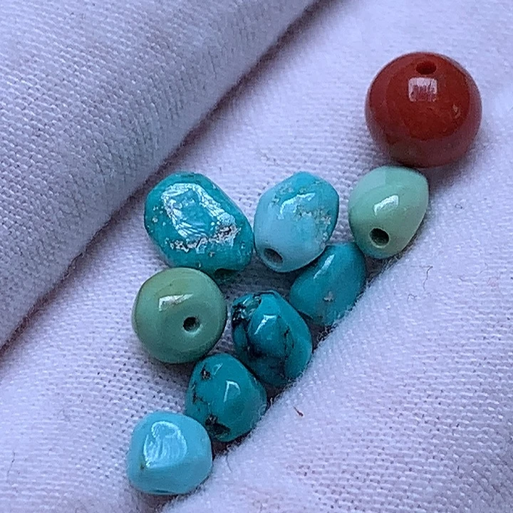 南红玛瑙未镶嵌珠宝奇石