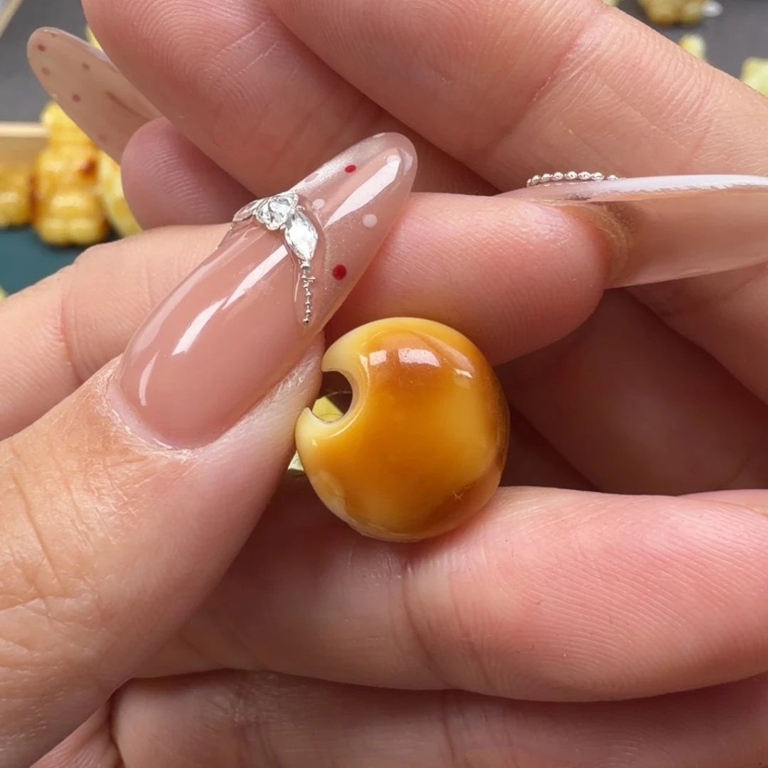 琥珀未镶嵌裸石蜜蜡
